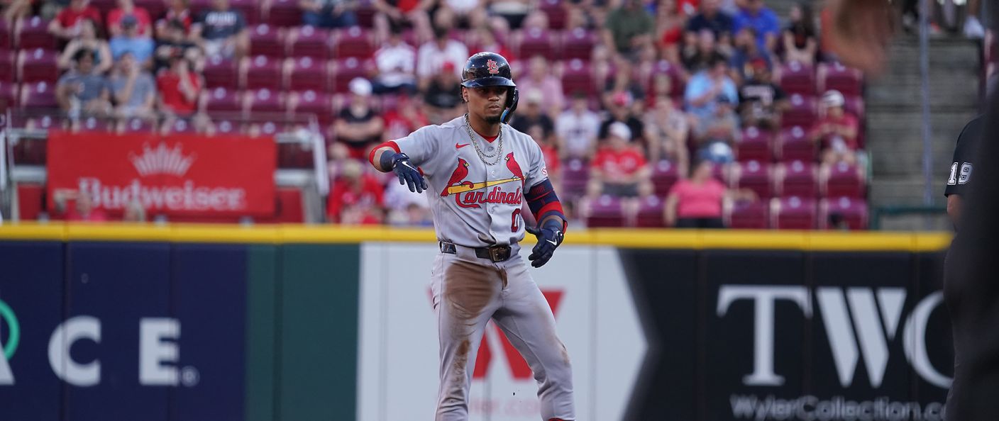 Action du match entre les Cardinals et les Reds, au Great American Ball Park.