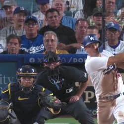 Austin Barnes' go-ahead homer (1), 08/17/2023