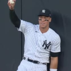 Watch: Judge robs Ohtani of home run, then hits one in Yankees