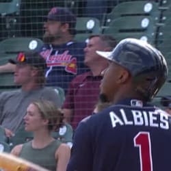 Ozzie Albies' solo home run, 04/15/2022