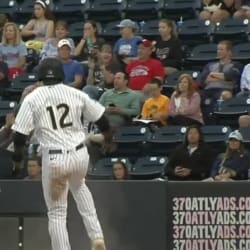 Jasson Domínguez crushes 1st HR of 2023