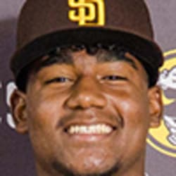 Photo headshot of Leodalis De Vries