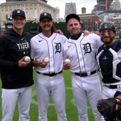 Alex Lange records last out of Tigers' combined no-no | 07/08/2023