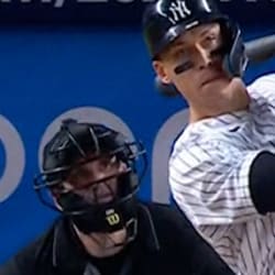 Watch the chaotic battle for Aaron Judge's 60th home run ball