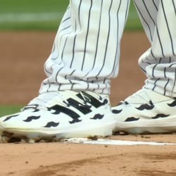 Yeezy baseball cleats new arrivals