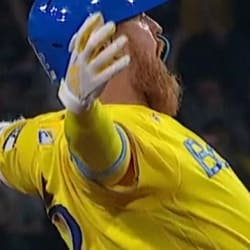 Justin Turner's go-ahead double, 07/26/2023