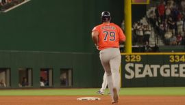 José Abreu leading Astros offense in MLB playoffs