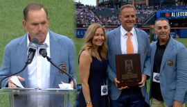 New York, USA. 9th March, 2015. Former MLB pitcher Al Leiter (L