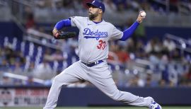 Los Angeles Dodgers starting pitcher David Price (33) and right