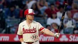 Angels' Jared Walsh, Max Stassi to begin season on injured list – Orange  County Register