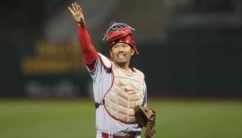 Minnesota Twins - Kurt Suzuki with his family