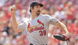 Knizner gets nod to catch Martinez in Cardinals series finale vs. Dodgers