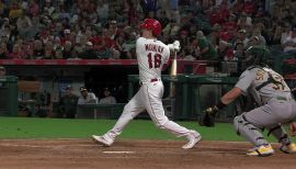 Former Phillies CF Mickey Moniak making impact for Angels - CBS