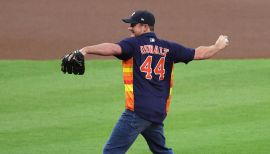 Former Express Pitcher Roy Oswalt Is Next Hall Of Famer