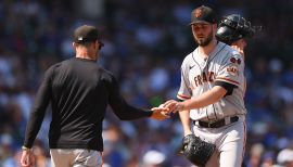 SF Giants' Alex Wood spins gem, team extends NL West lead