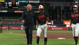 MEXICANO GANA EL GUANTE DE ORO EN LA MLB, RAMON URIAS GOLD GLOVE WINNER -  MLB ORIOLES BASEBALL 