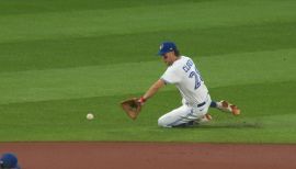 Ernie Clement belts first home run in a Jays' uniform on a solo blast