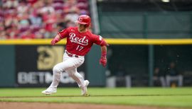 Reds to send Mike Moustakas on a rehab assignment with Louisville - Redleg  Nation