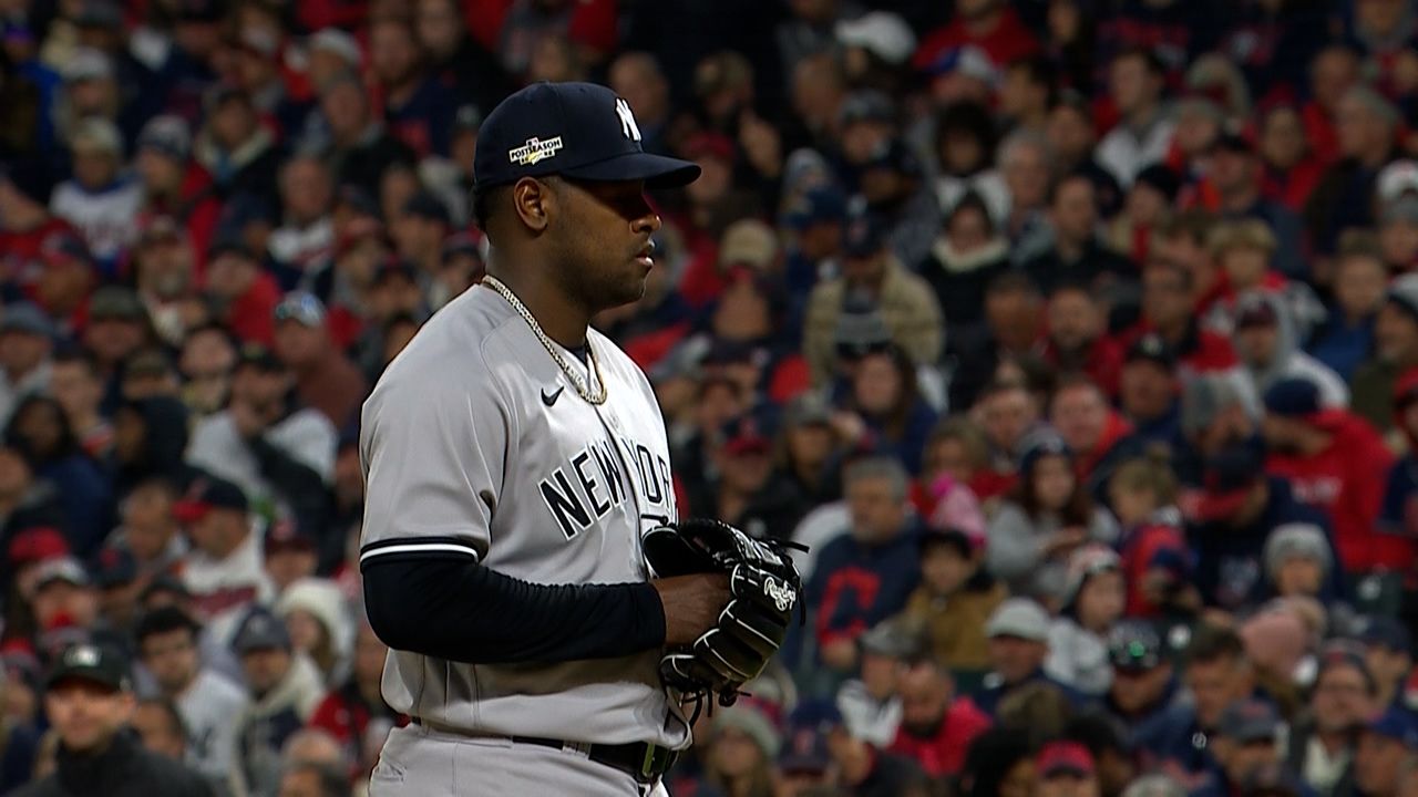 Yankees blow late lead, fall to Guardians in Game 3 of ALDS