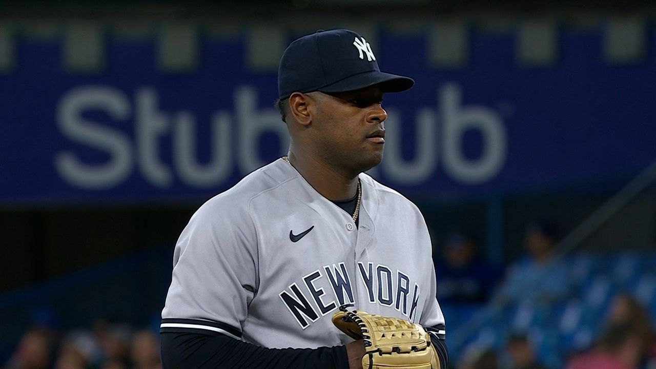 Yankees suffer walk-off loss to Blue Jays