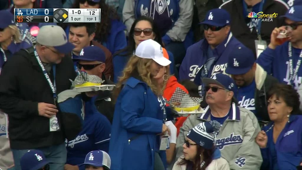 Yasiel Puig grounds into a double play, third baseman Evan Longoria to second baseman Joe Panik to first baseman Brandon Belt.   Corey Seager out at 2nd.    Yasiel Puig out at 1st.