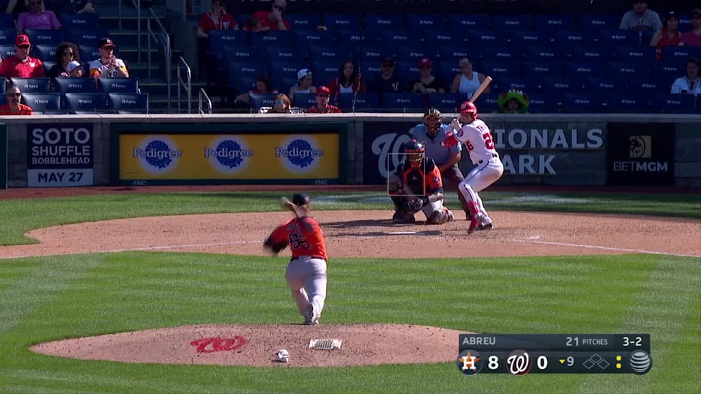 Jose Abreu 18th Home Run of the Season #Astros #MLB Distance: 403ft Exit  Velocity: 102 MPH Launch Angle: 32° Pitch: 91mph Changeup…