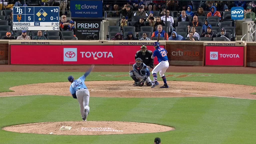 Pete Alonso's walk-off homer (15), 05/17/2023