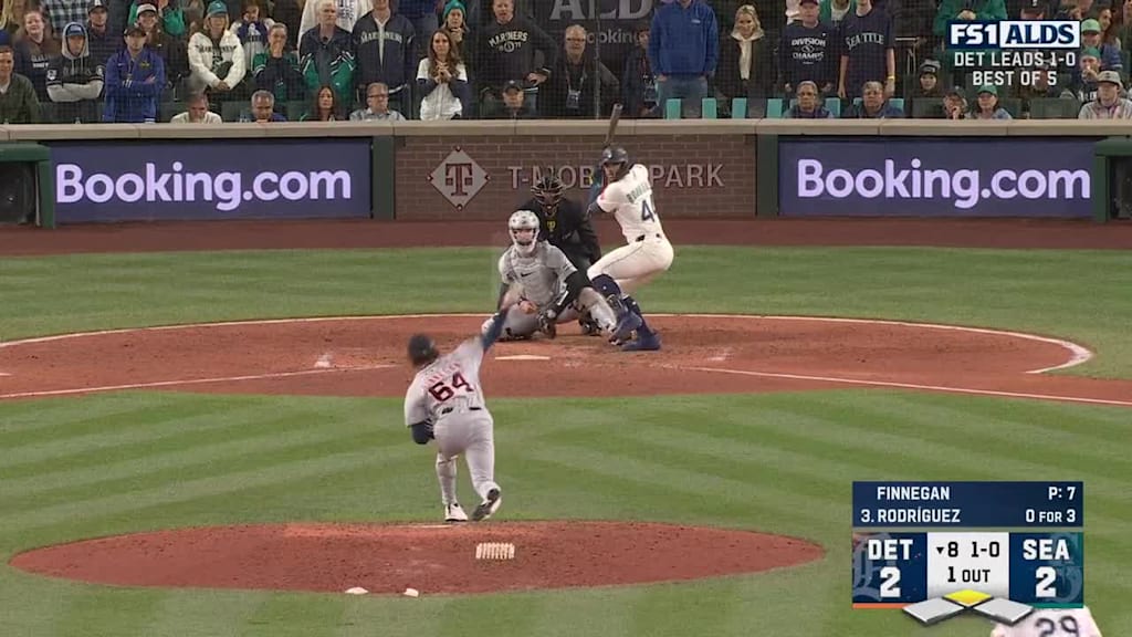 Julio Rodríguez's go-ahead double | 10/05/2025 | MLB Japan