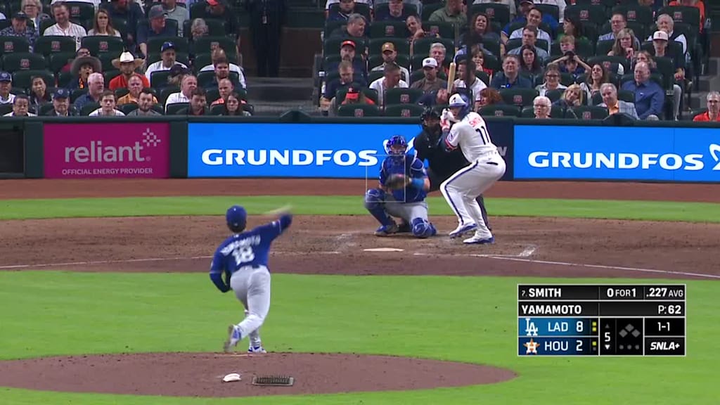 Andy Pages' jumping catch | 05/04/2026 | Los Angeles Dodgers