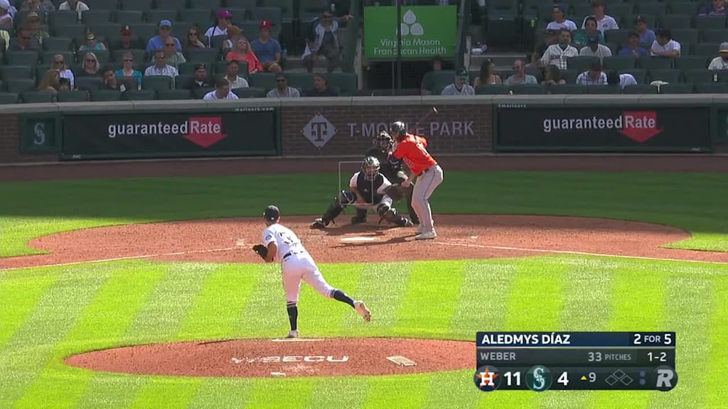 Aledmys Diaz hit by pitch., 07/28/2021