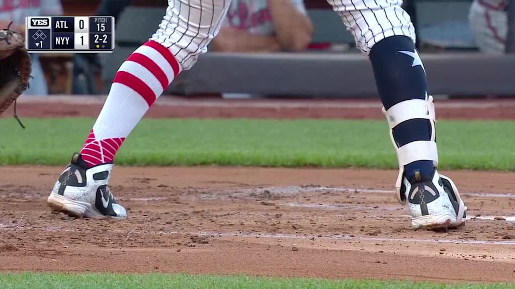 Didi Gregorius pops out to third baseman Johan Camargo.