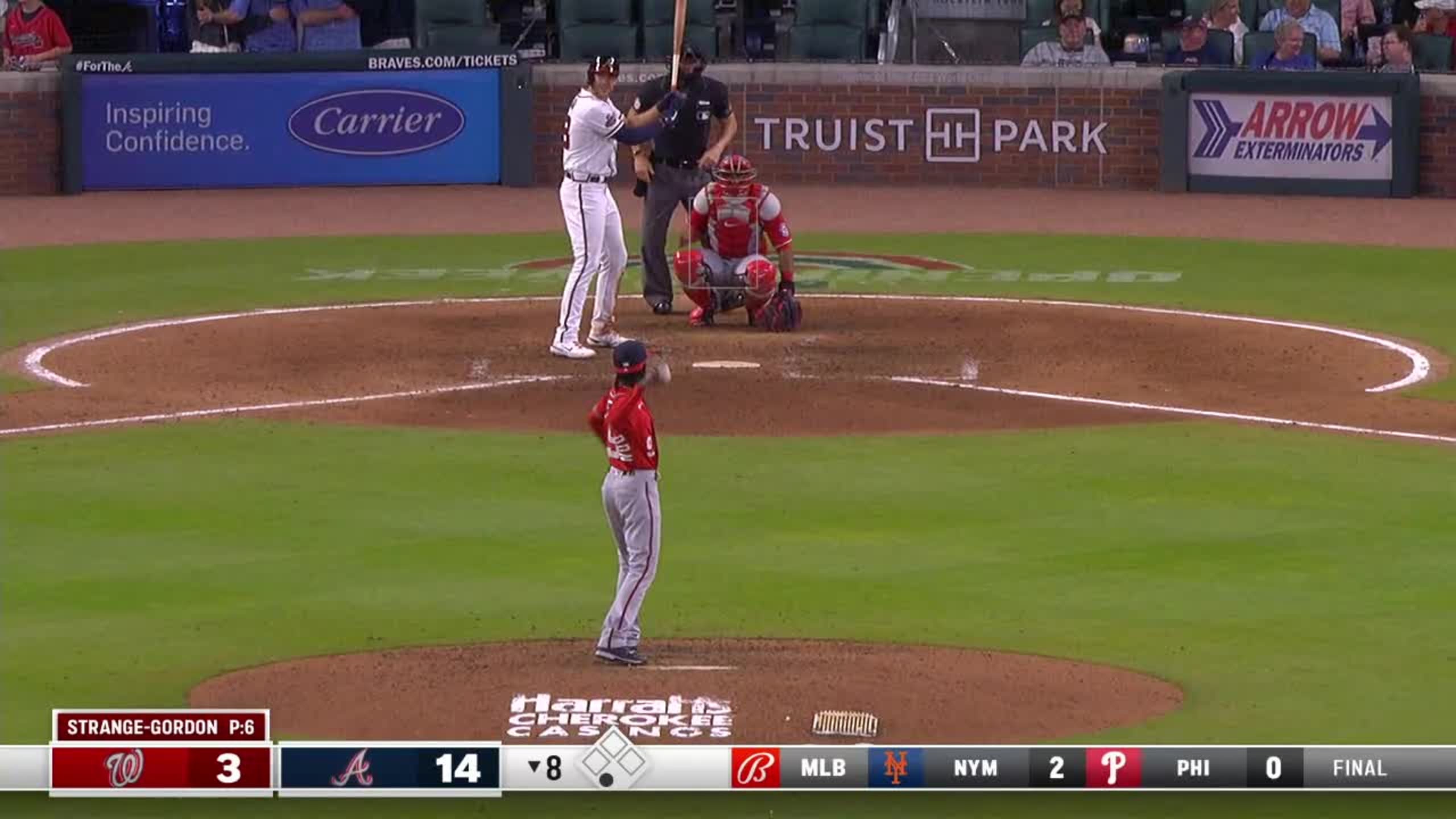 When pulling Adam Wainwright, Cardinals manager Oli Marmol replaces Pujols  and Molina and they walk off together : r/baseball