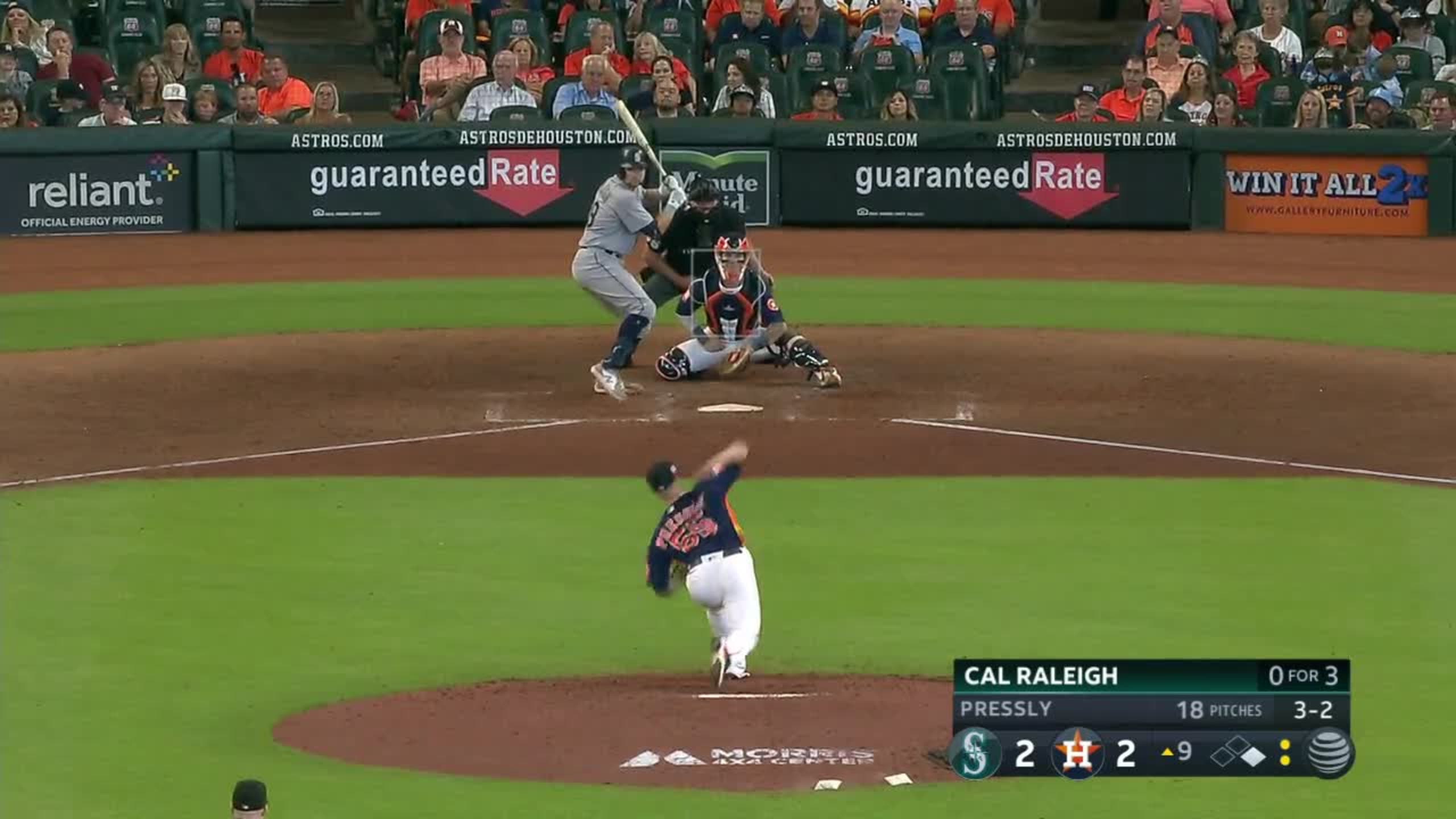 Cal raleigh called out on strikes 