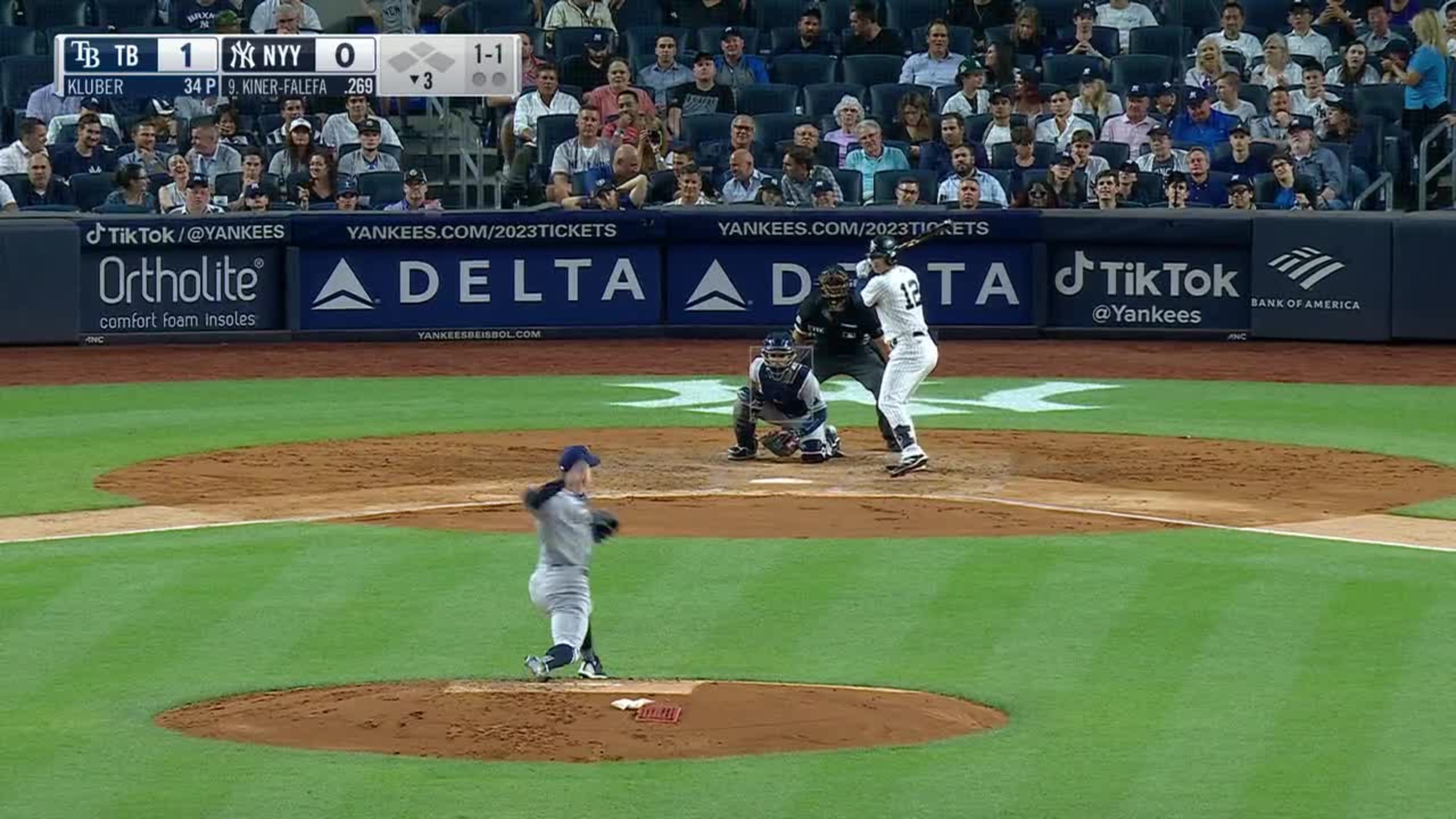 Highlight] Isiah Kiner-Falefa cuts the Yankees deficit to 3 with an  opposite-field solo homer. : r/baseball