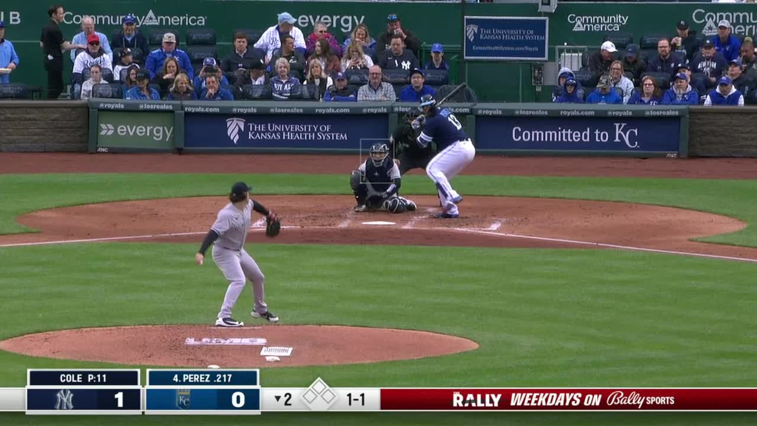 Salvador Perez reaches on a fielding error by shortstop Isiah KinerFalefa. 04/30/2022