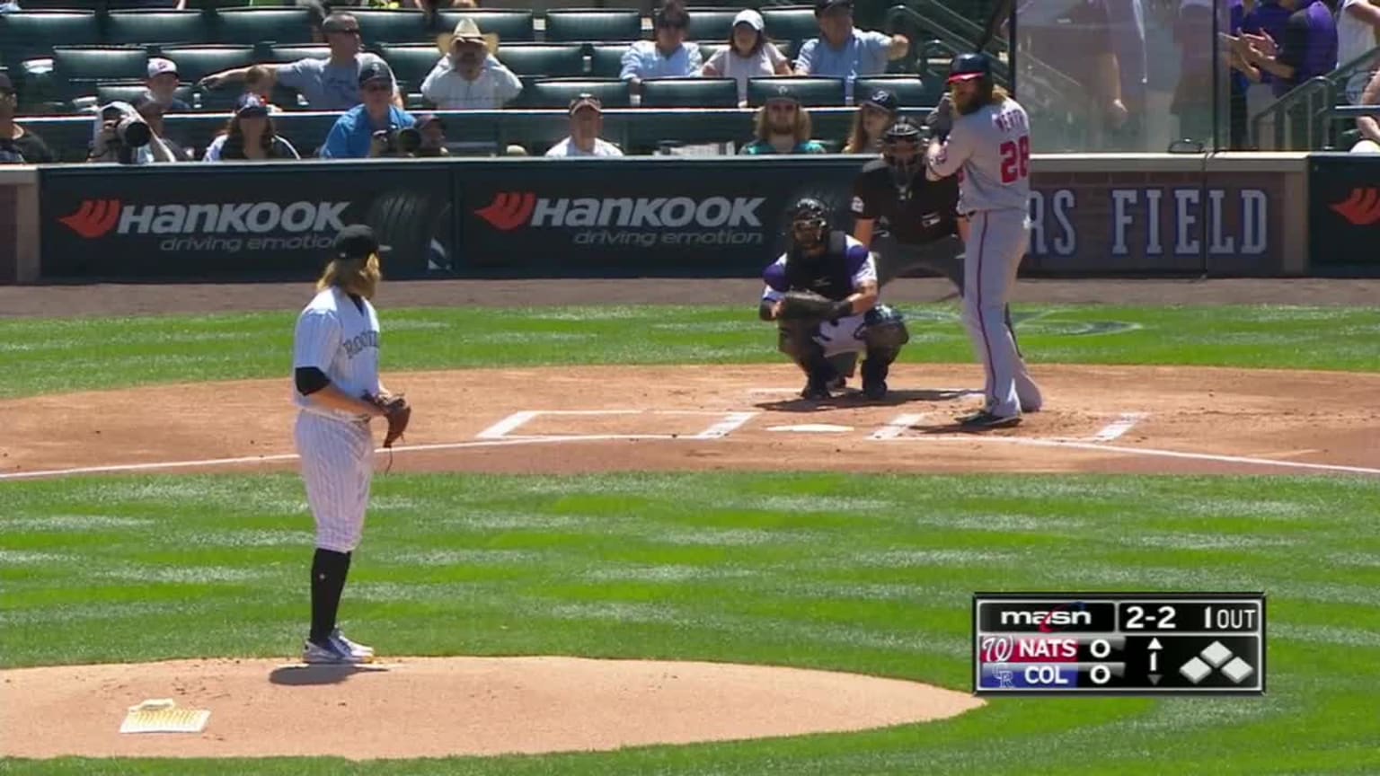 Jayson Werth se poncha tirándole. | 17/08/2016 | Los Dodgers de Los Angeles
