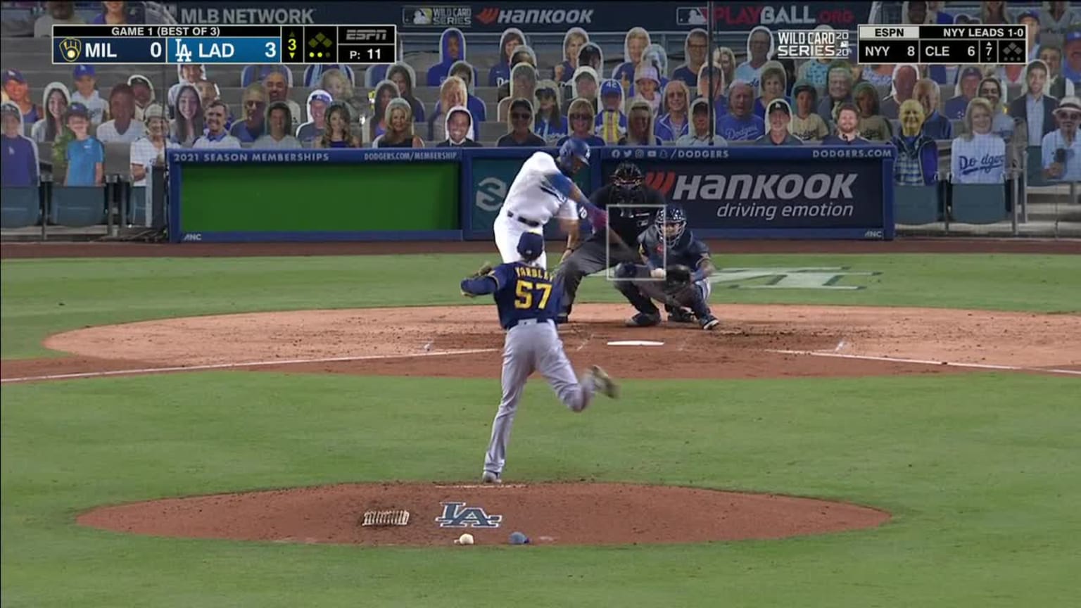 Eric Yardley Foul to Edwin Ríos 30/09/2020 Los Pirates de Pittsburgh