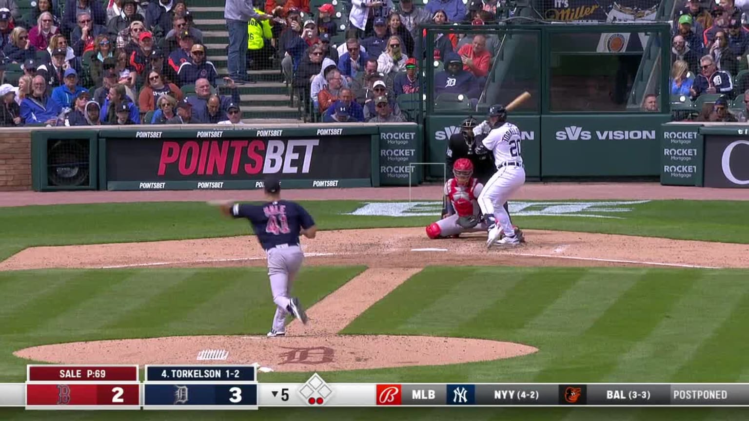Spencer Torkelson reaches on a throwing error by shortstop Enrique
