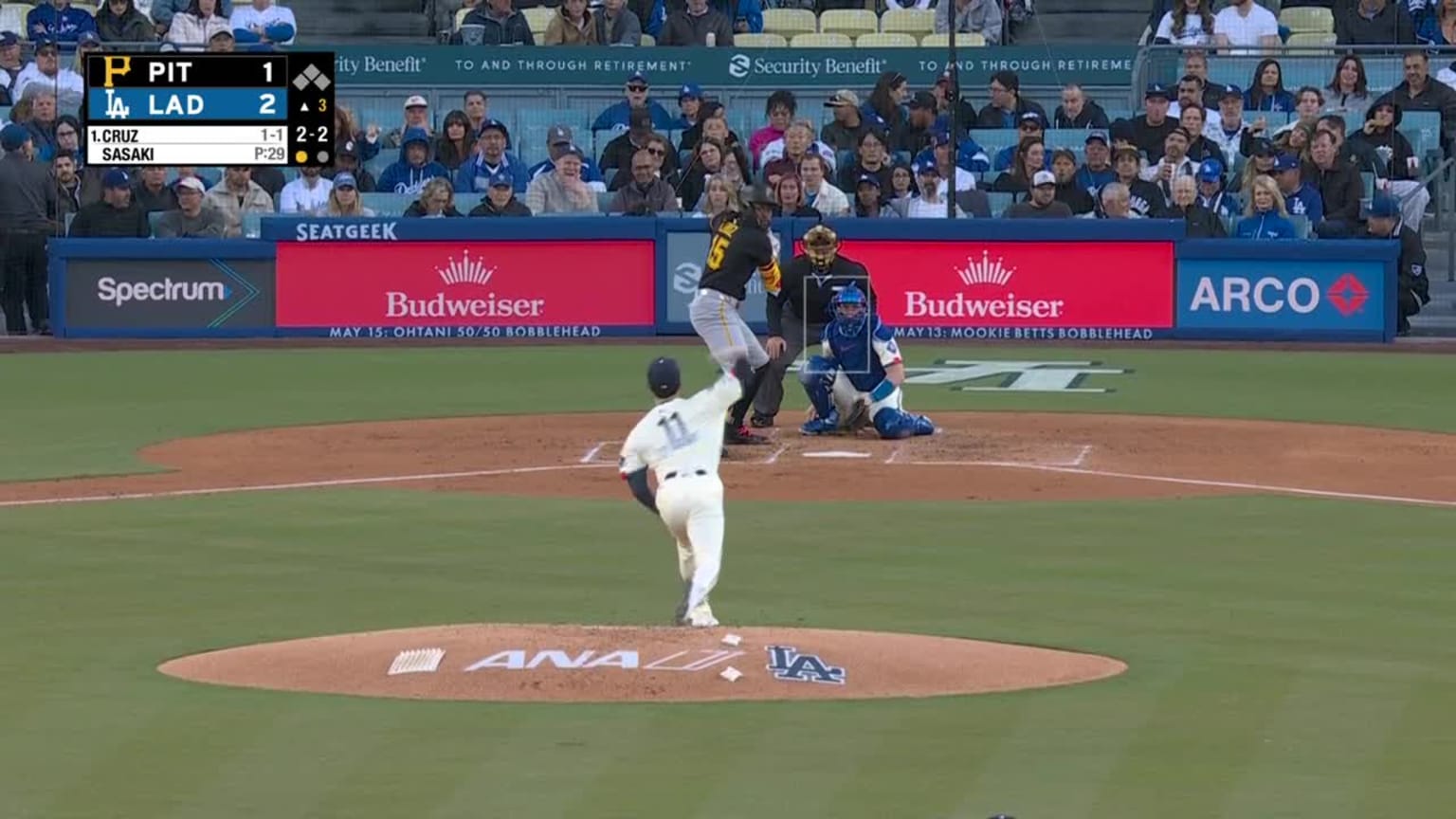 Roki Sasaki K's Oneil Cruz | 04/26/2025 | MLB.com