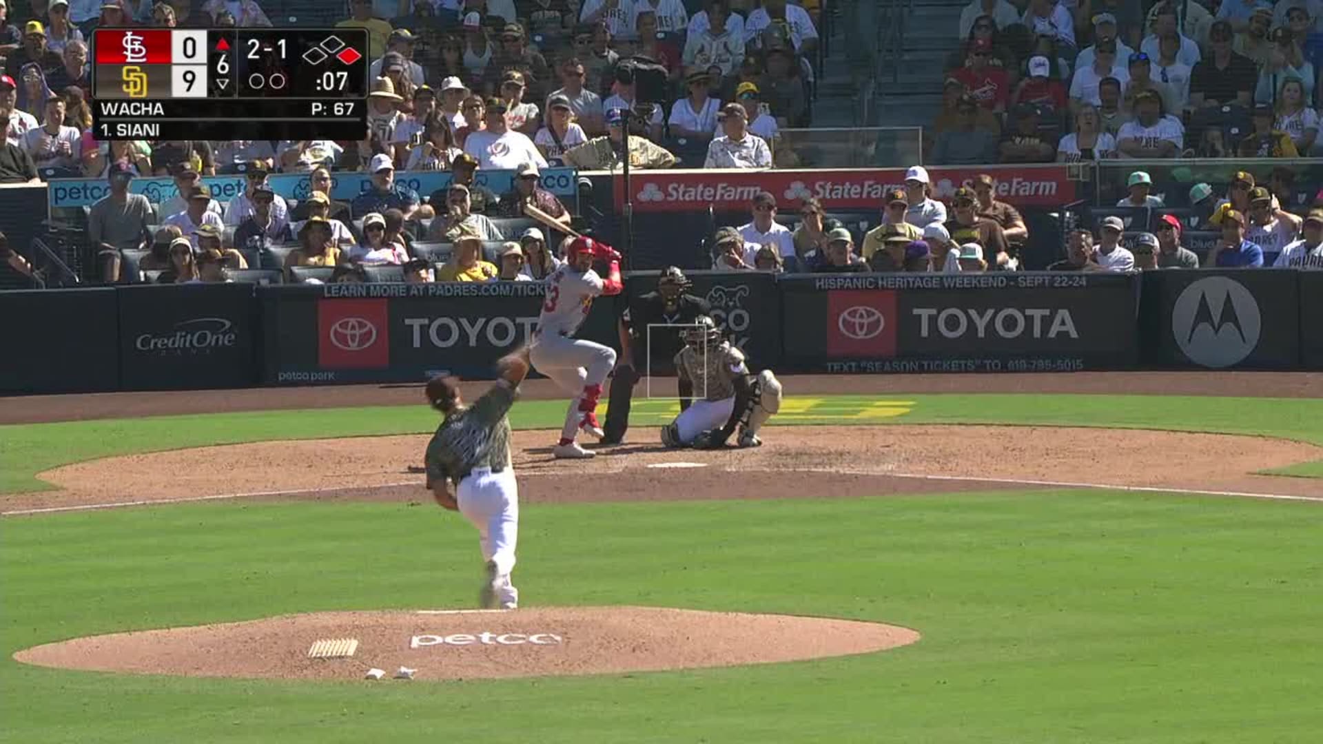 Wil Myers' home run robbery, 05/07/2023