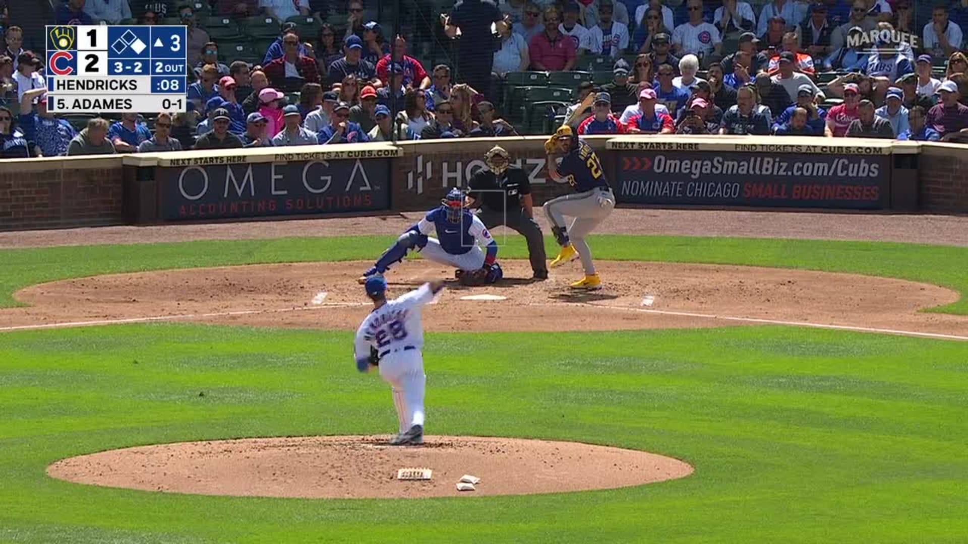 J.P. Crawford snares the grounder, 08/03/2022