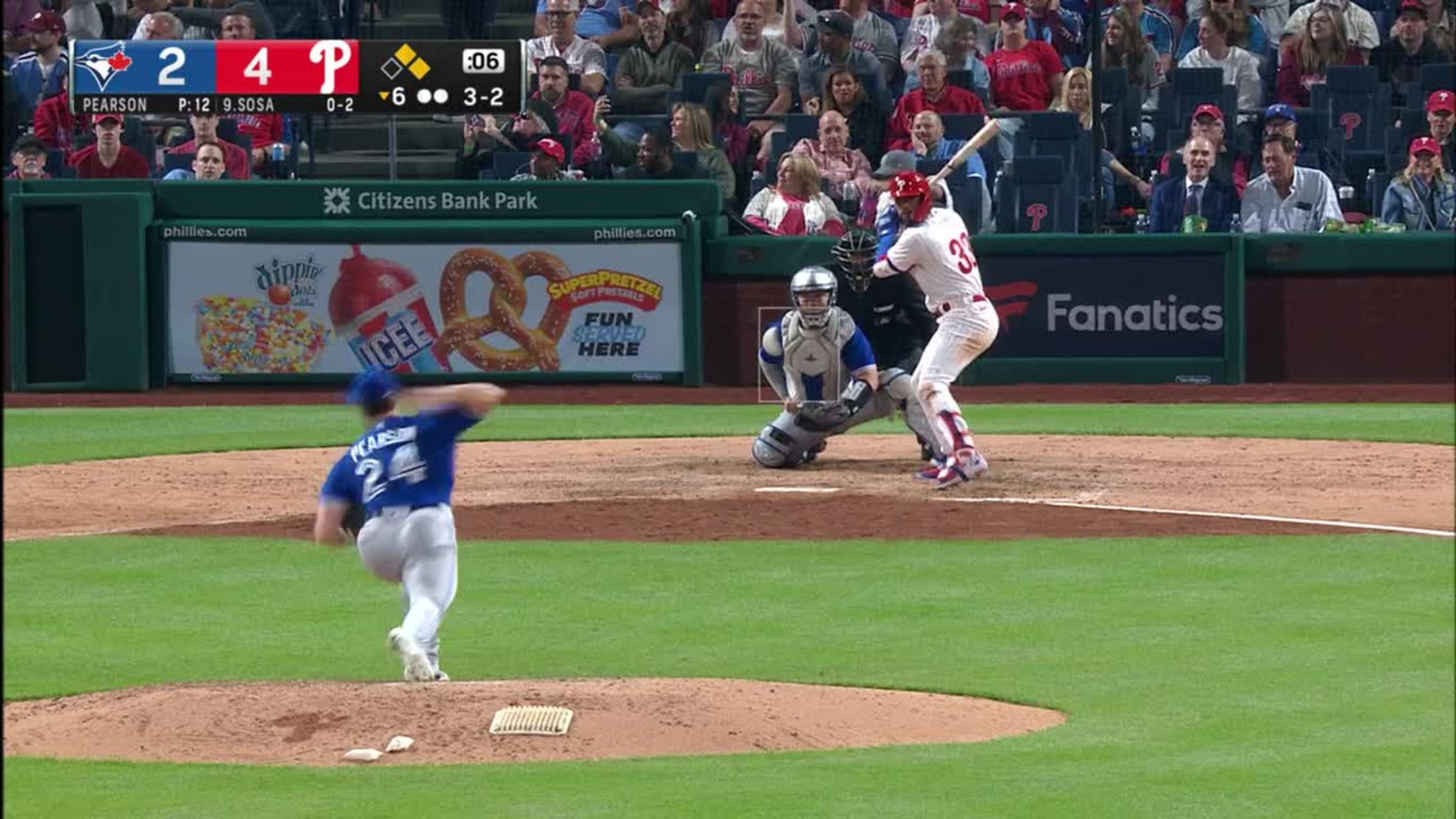 Edmundo Sosa's clutch RBI single, 04/21/2023