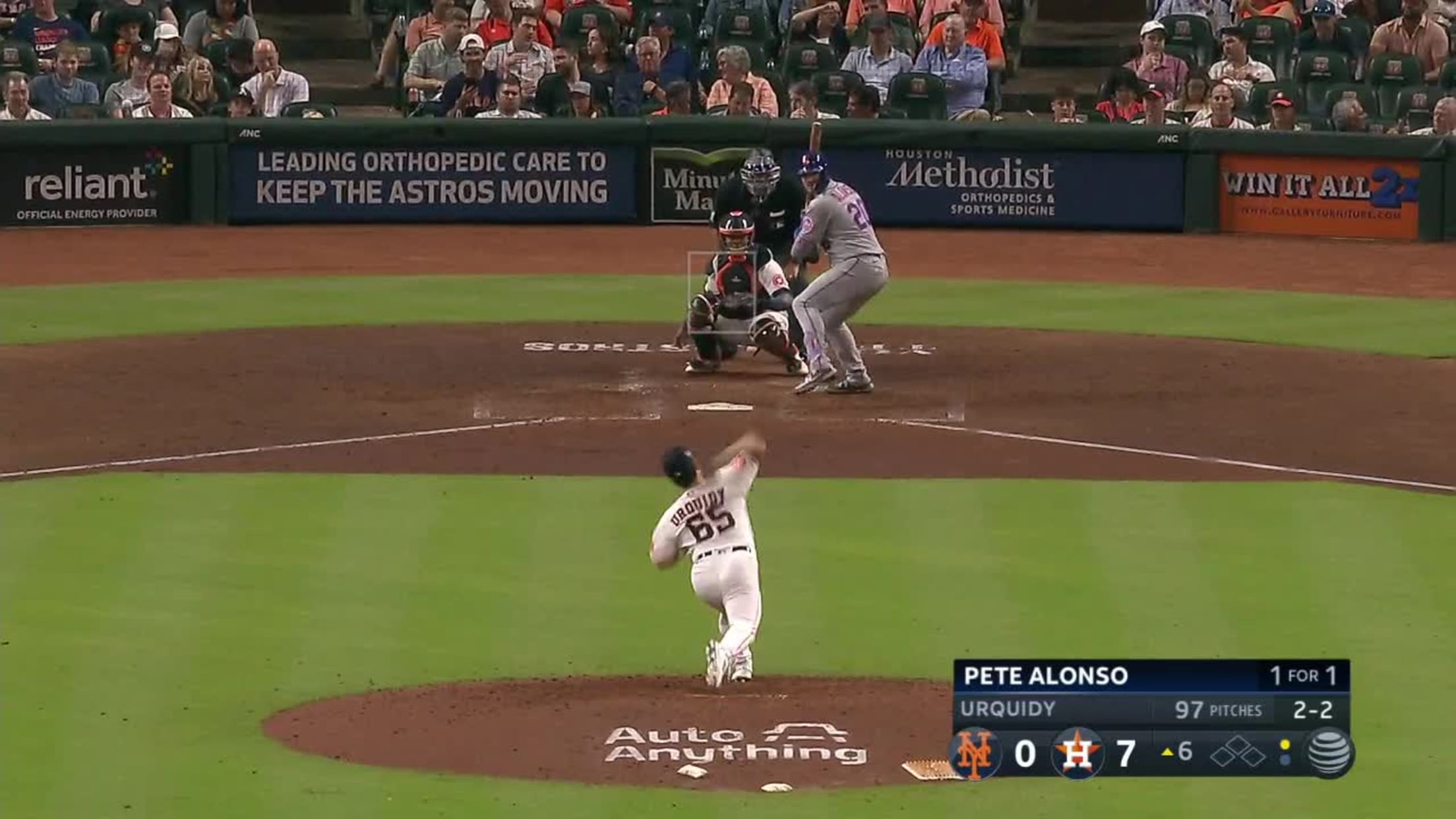 Pete Alonso delivers first career home run in big-league way – New