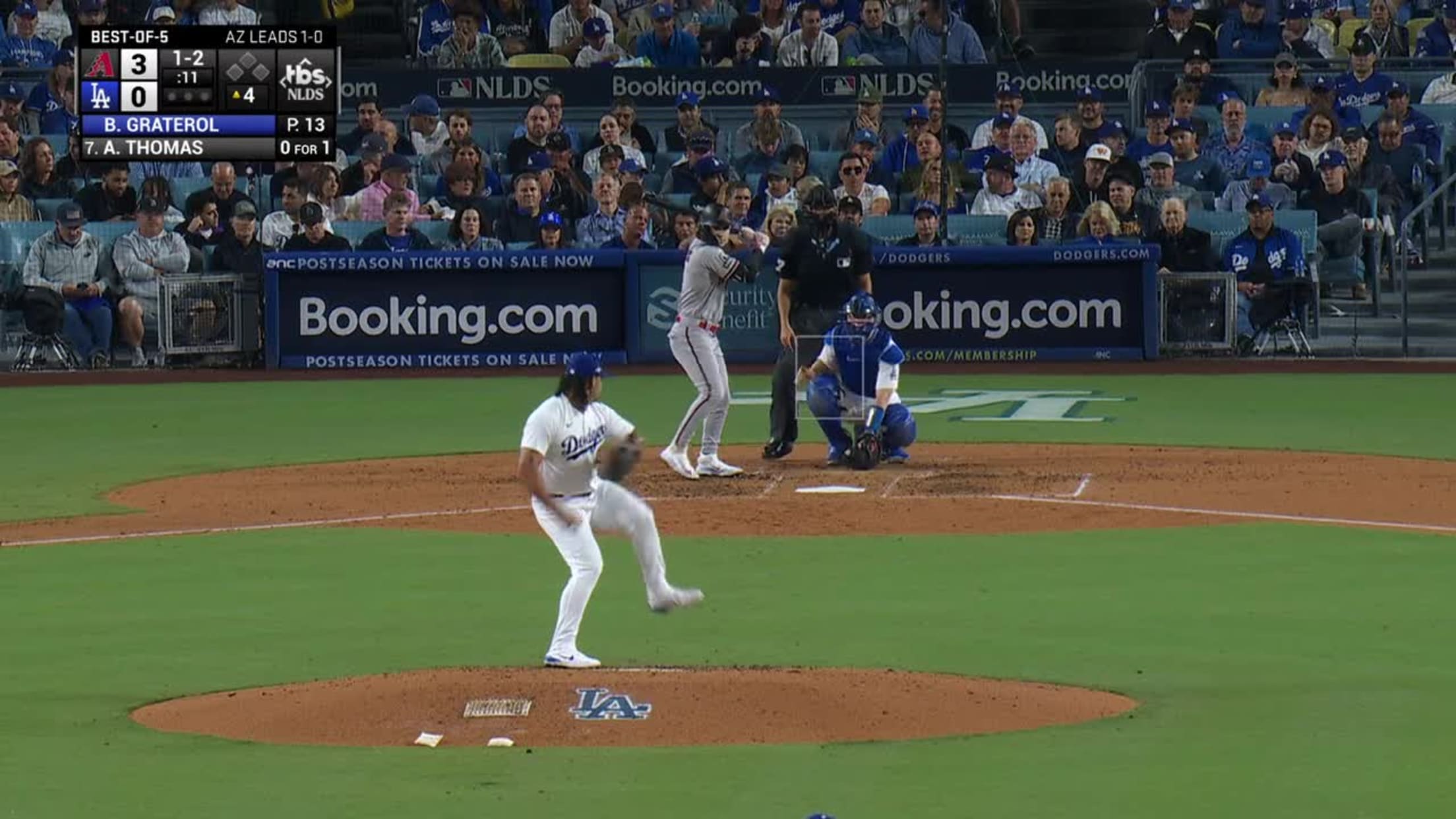 Brusdar Graterol makes a sweet behind-the-back stop | 10/09