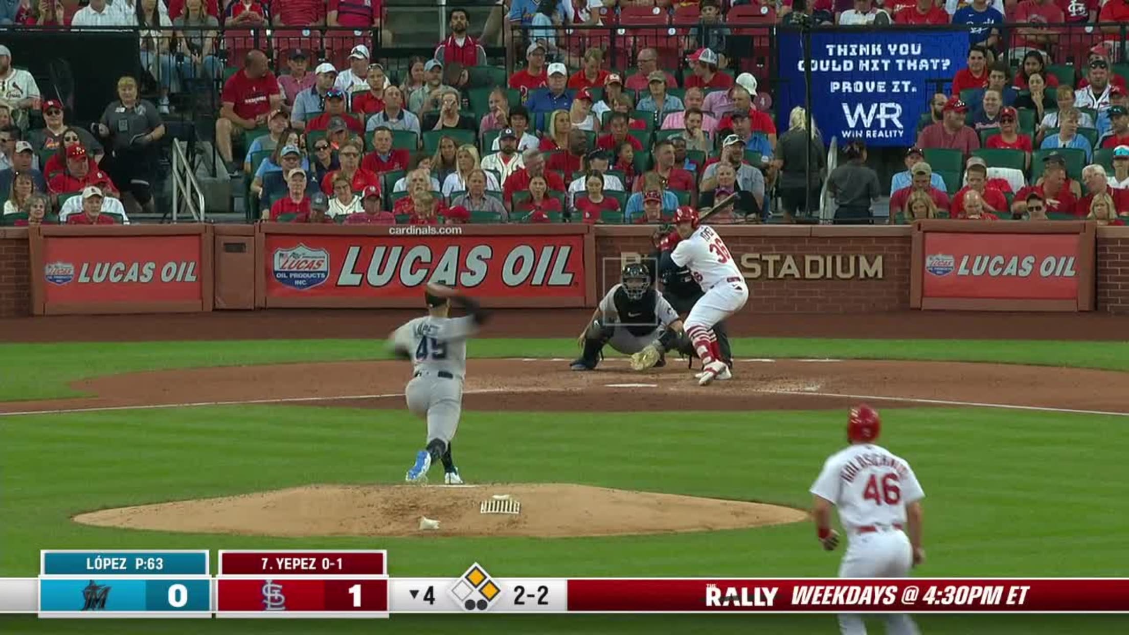 Yepez launches late tie-breaking HR in Game 1