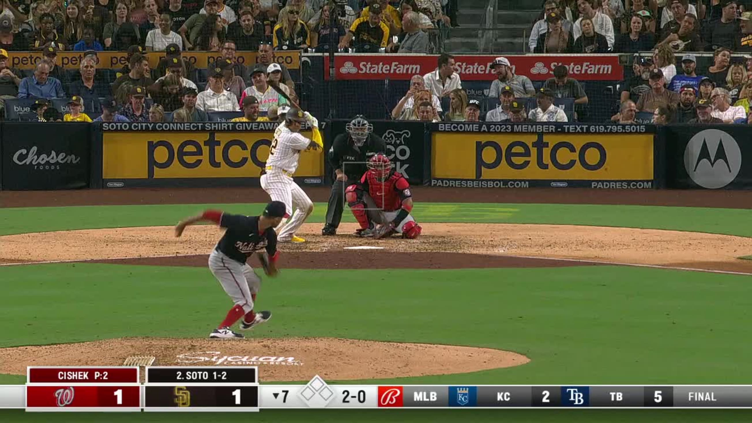 Juan Soto 30th Home Run of the Season #Padres #MLB Distance: 398ft Exit  Velocity: 104 MPH Launch Angle: 27° Pitch: 95mph Four-Seam…