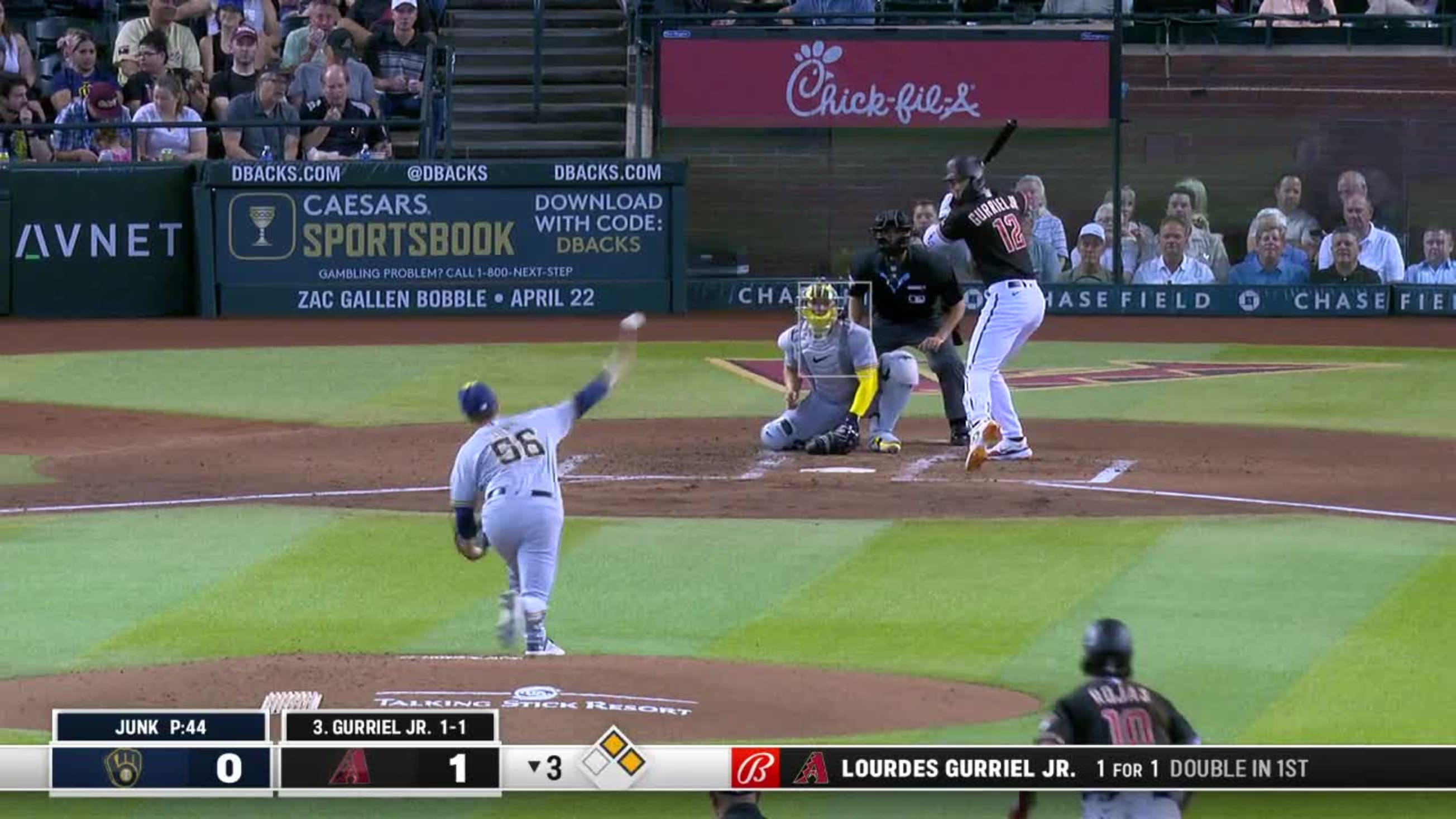 Lourdes Gurriel Jr BARLEY MISSES a Game-Tying Home Run at 2023 MLB All-Star  Game!