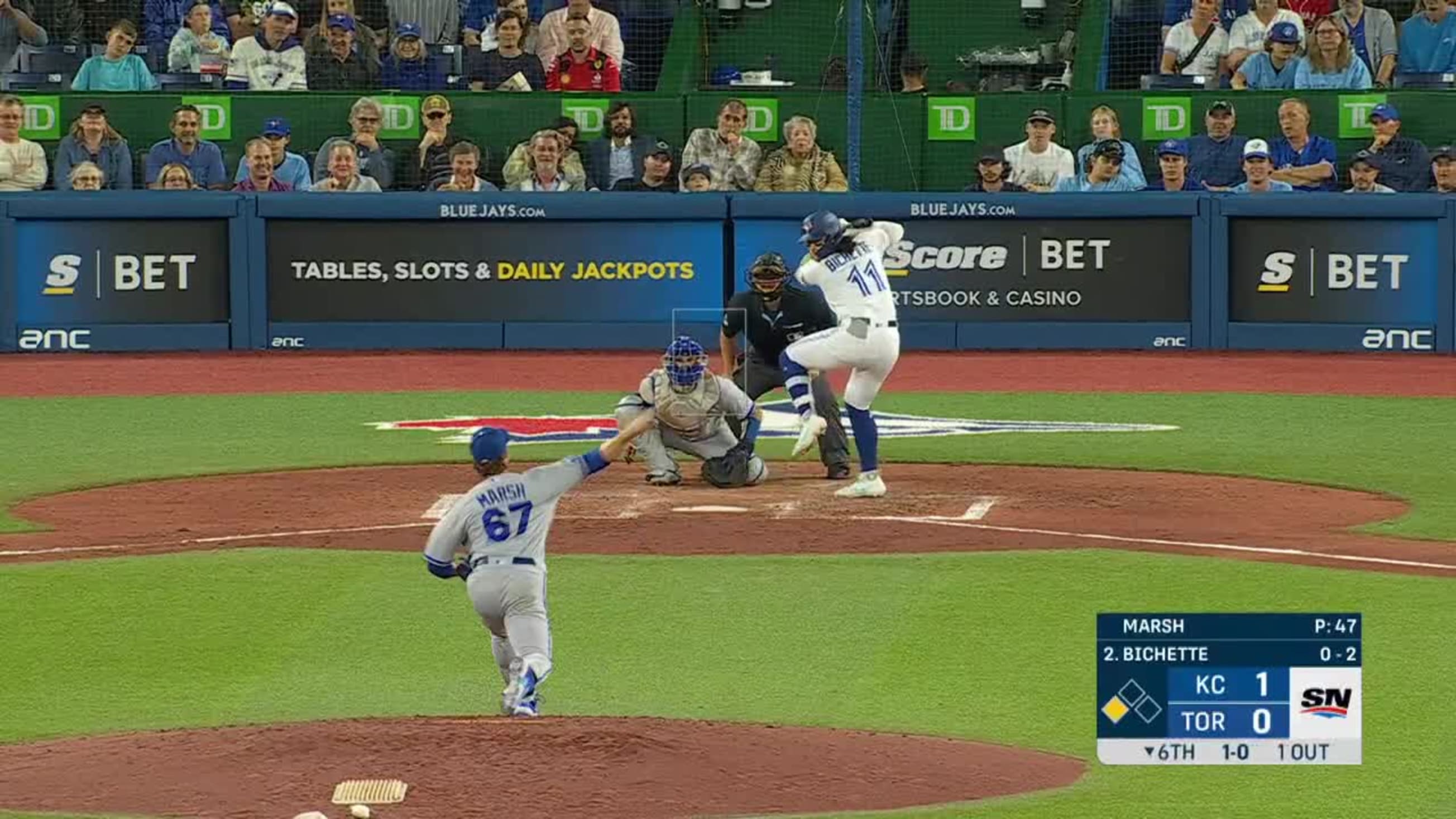 Photo: Blue Jays Bo Bichette Hits Three RBI Double - PIT2022090343 