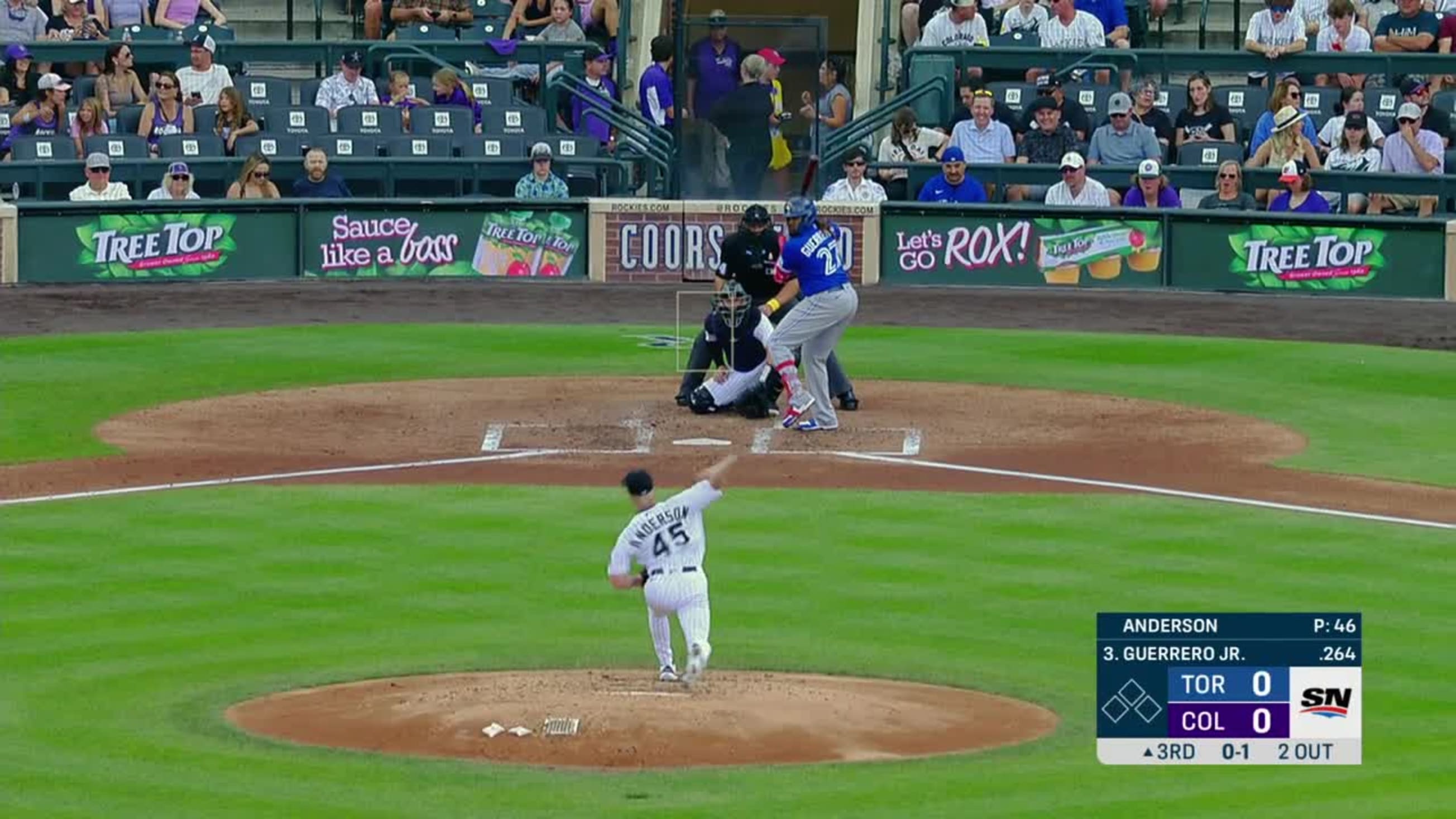 Vlad Jr.'s 447-foot home run, 09/30/2022