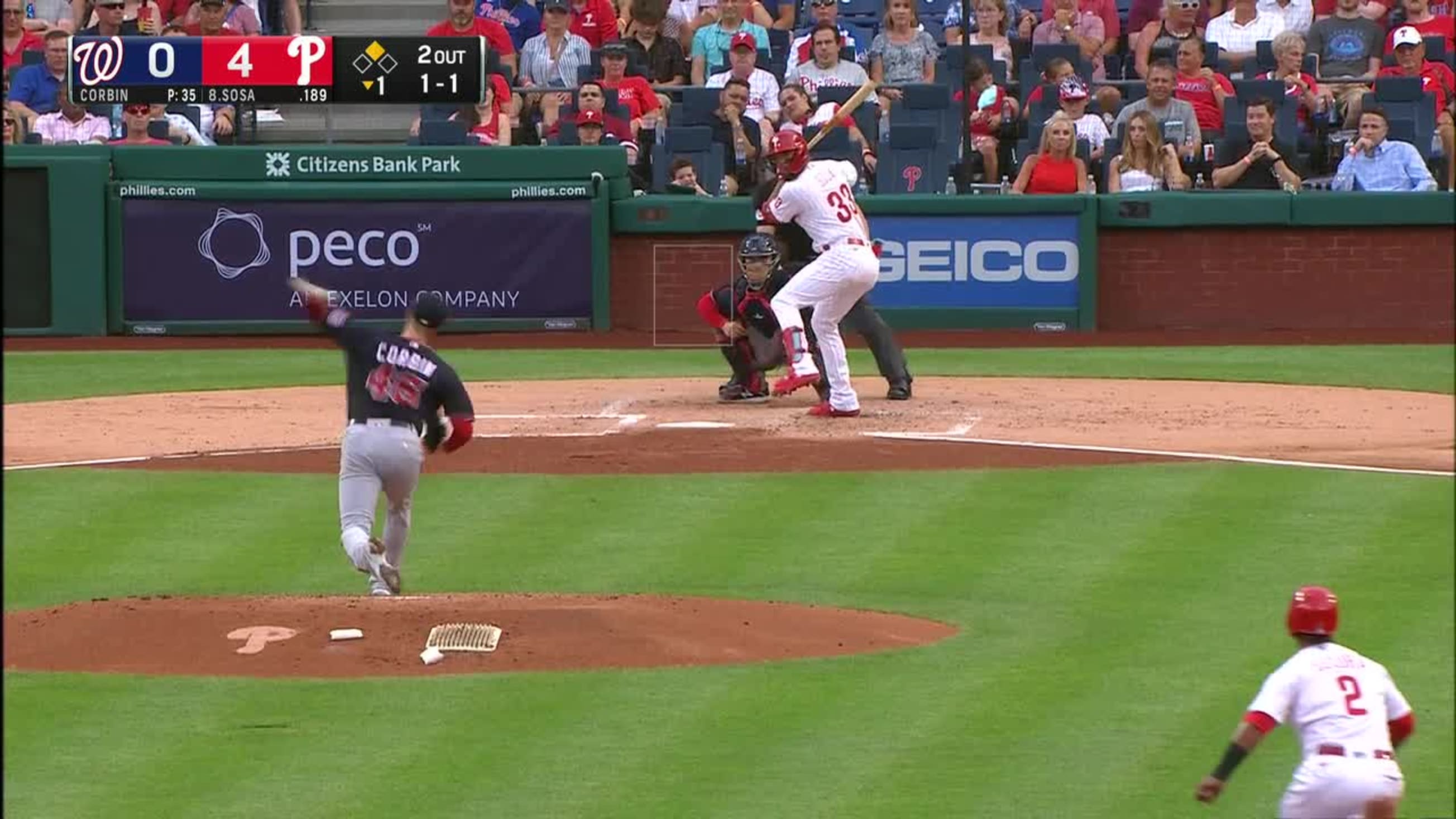 Edmundo Sosa's screaming base hit, 04/15/2022